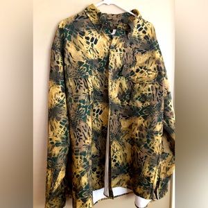 PRYMI CAMO Mens Shirt  Size 2XL
